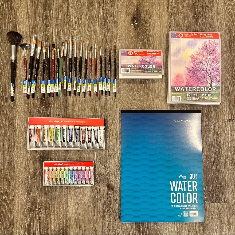 24 Cholbein HWC Holben Watercolor Paints with Paintbrushes + Watercolor Pads